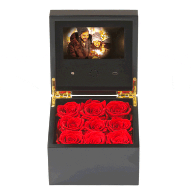 Verona Roses | 9 Preserved Roses Luxury Box with Personalized Video Screen